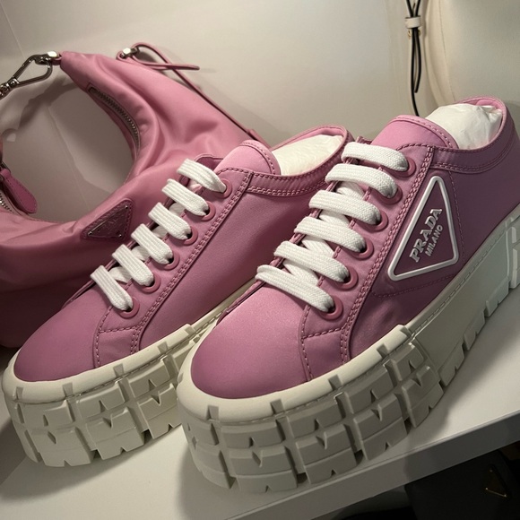 Prada Nylon Re-Edition 2006 Shoulder Bag - Picture 15 of 15